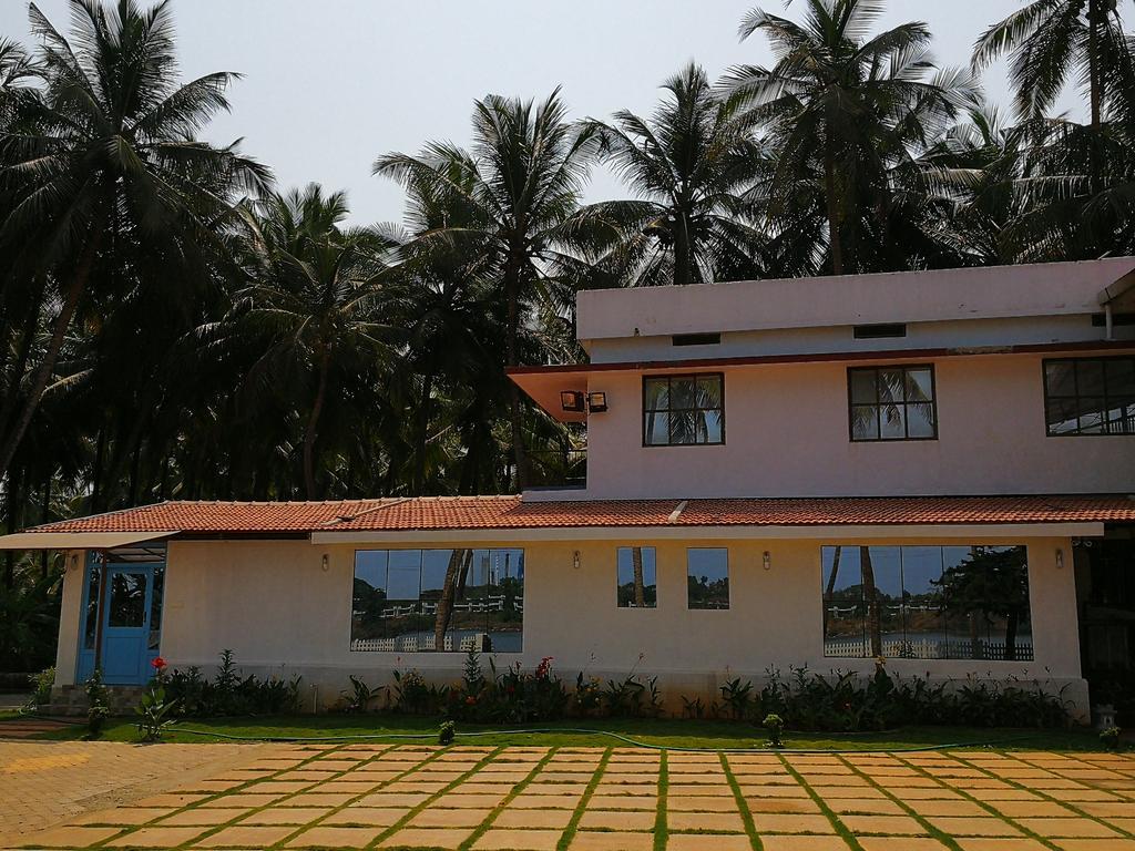 منغالور Nisarga Nirvana River House المظهر الخارجي الصورة
