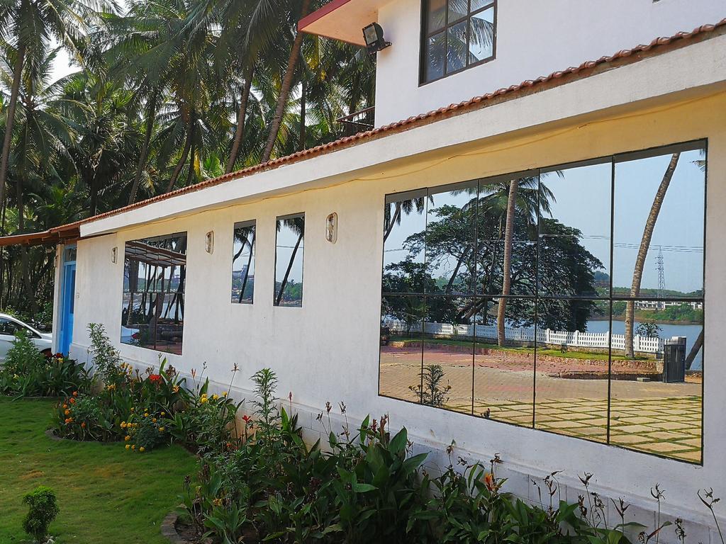 منغالور Nisarga Nirvana River House المظهر الخارجي الصورة
