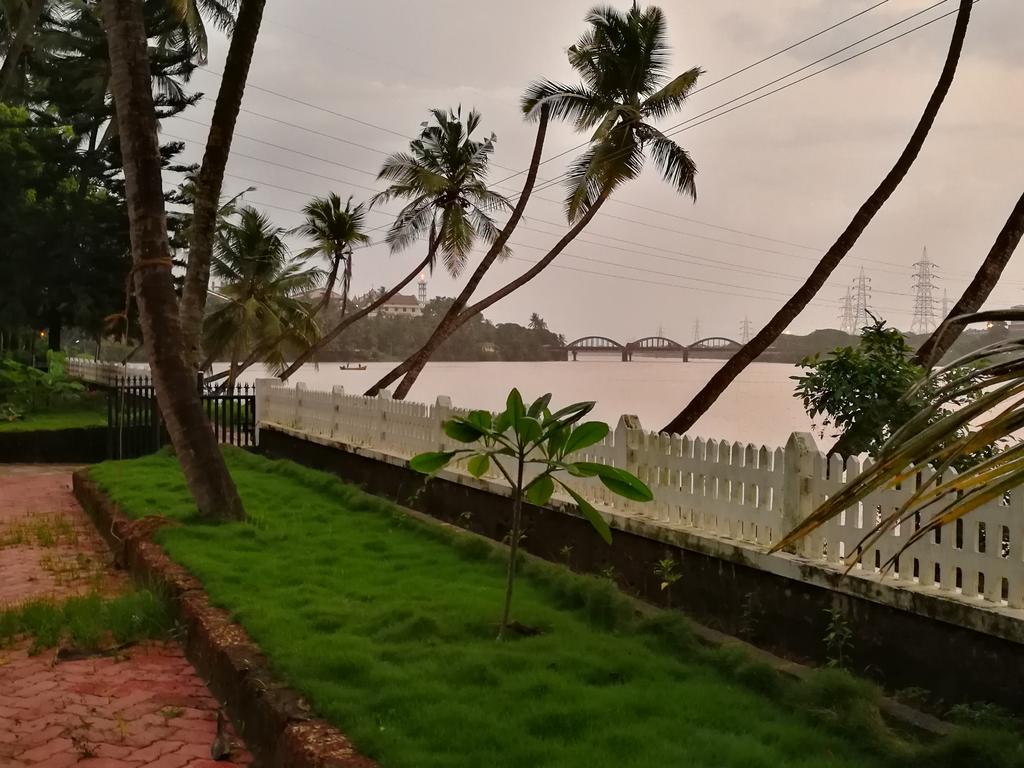 منغالور Nisarga Nirvana River House المظهر الخارجي الصورة